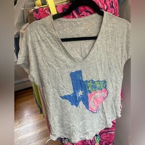 Lilly Pulitzer Gray Texas T-Shirt